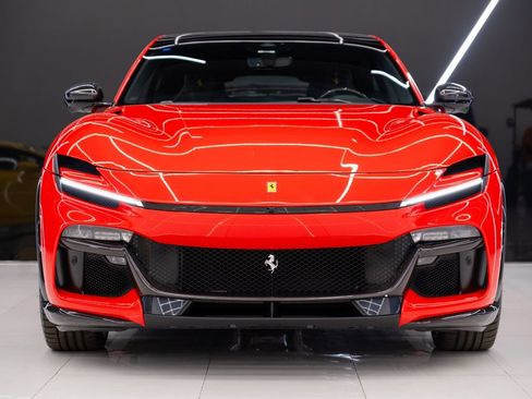 Used 2023 Ferrari Purosangue image 2