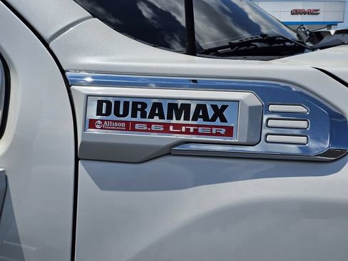 Used 2025 GMC Sierra 3500 Denali AWD/4WD image 7