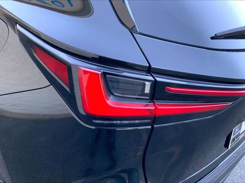 Used 2024 Lexus NX 250 FWD w/ Premium Package image 27