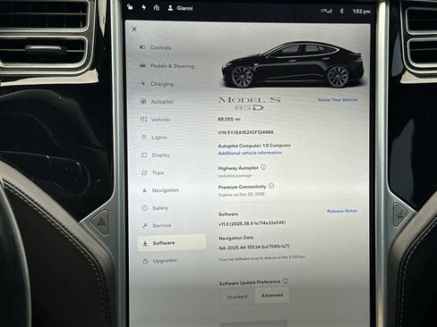 Used 2016 Tesla Model S 85D image 30