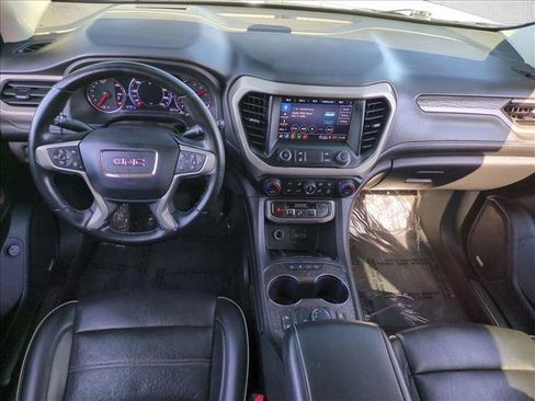 Used 2023 GMC Acadia Denali image 16