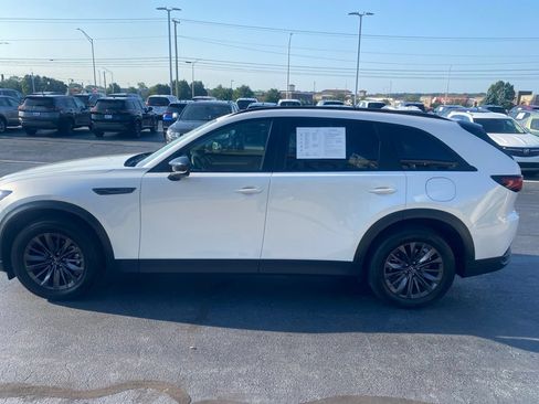 Certified 2025 MAZDA CX-70 3.3 Turbo w/ Preferred Package AWD/4WD image 4