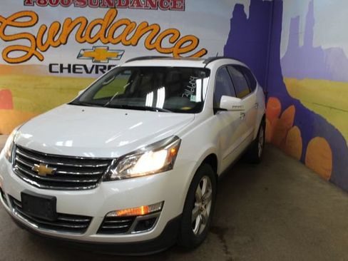 Used 2017 Chevrolet Traverse Premier AWD/4WD image 4