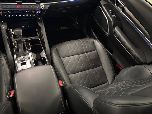 Used 2024 Kia Telluride SX Prestige X-Line AWD/4WD image 16