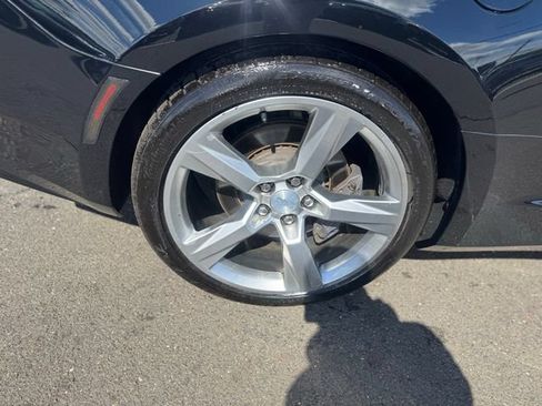 Used 2016 Chevrolet Camaro SS RWD image 16