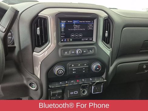 Used 2026 Chevrolet Silverado 1500 Custom Trail Boss w/ Dark Appearance Package AWD/4WD image 22
