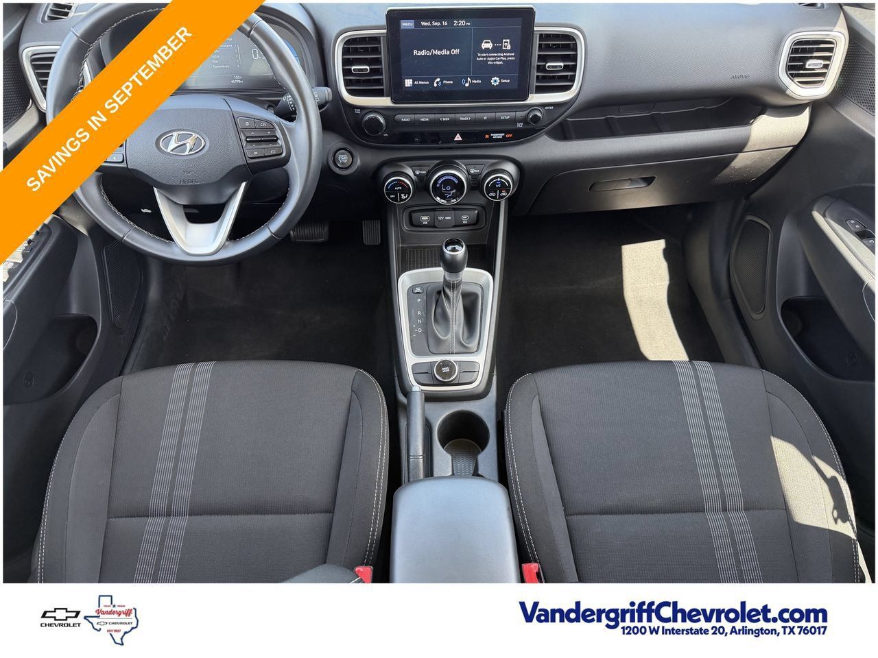 Used 2025 Hyundai Venue SEL FWD image 10