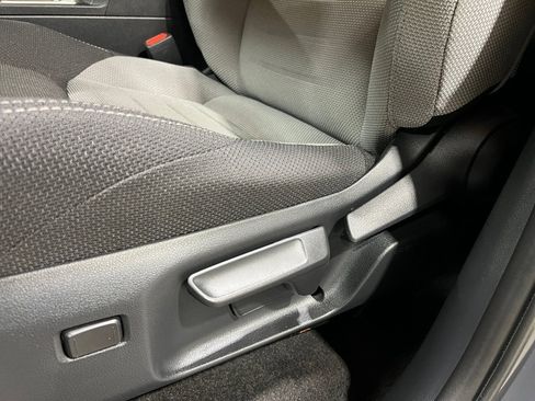 Used 2025 Toyota 4Runner TRD Off-Road image 27