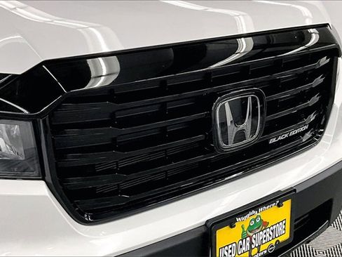 Used 2025 Honda Passport Black Edition image 29