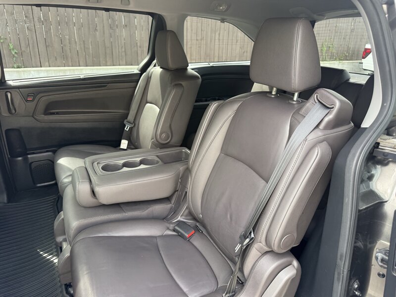 Used 2020 Honda Odyssey Touring image 16
