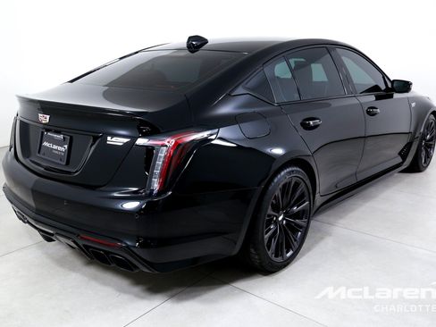 Used 2024 Cadillac CT5 V Blackwing w/ Parking Package RWD image 8