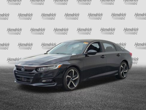 Used 2018 Honda Accord Sport image 5