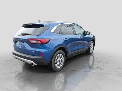 Used 2023 Ford Escape Active w/ Tech Pack #1 AWD/4WD image 8
