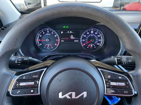 Used 2023 Kia Forte LXS FWD image 21