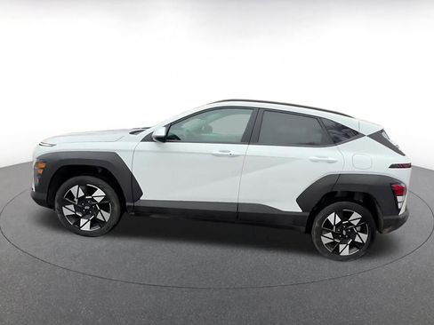 Used 2025 Hyundai Kona SEL image 9