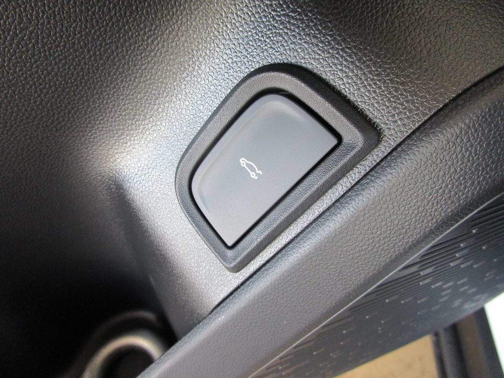 New 2027 GMC Terrain Denali AWD/4WD image 22