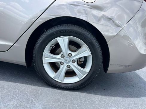 Used 2016 Hyundai Elantra Value Edition FWD image 10