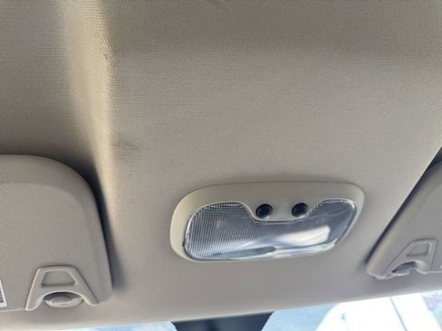 Used 2012 Dodge Journey SXT image 21