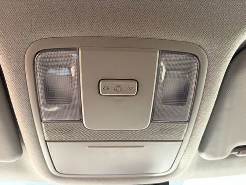 Used 2025 Kia Soul LX w/ LX Technology Package image 21