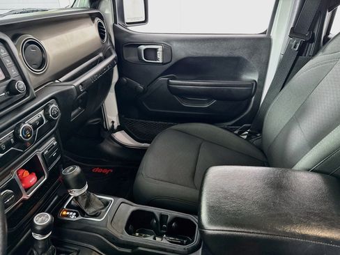 Used 2020 Jeep Wrangler Unlimited Sport AWD/4WD image 22