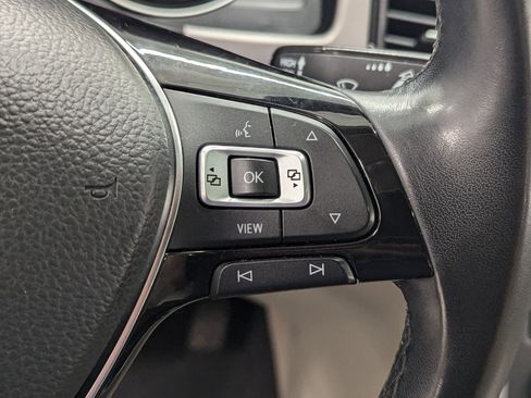 Used 2020 Volkswagen Atlas SE w/ Panoramic Sunroof Package image 26