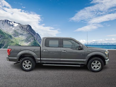 Used 2015 Ford F150 XLT w/ Equipment Group 302A Luxury image 7