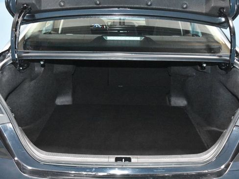 Used 2025 Toyota Camry LE image 32