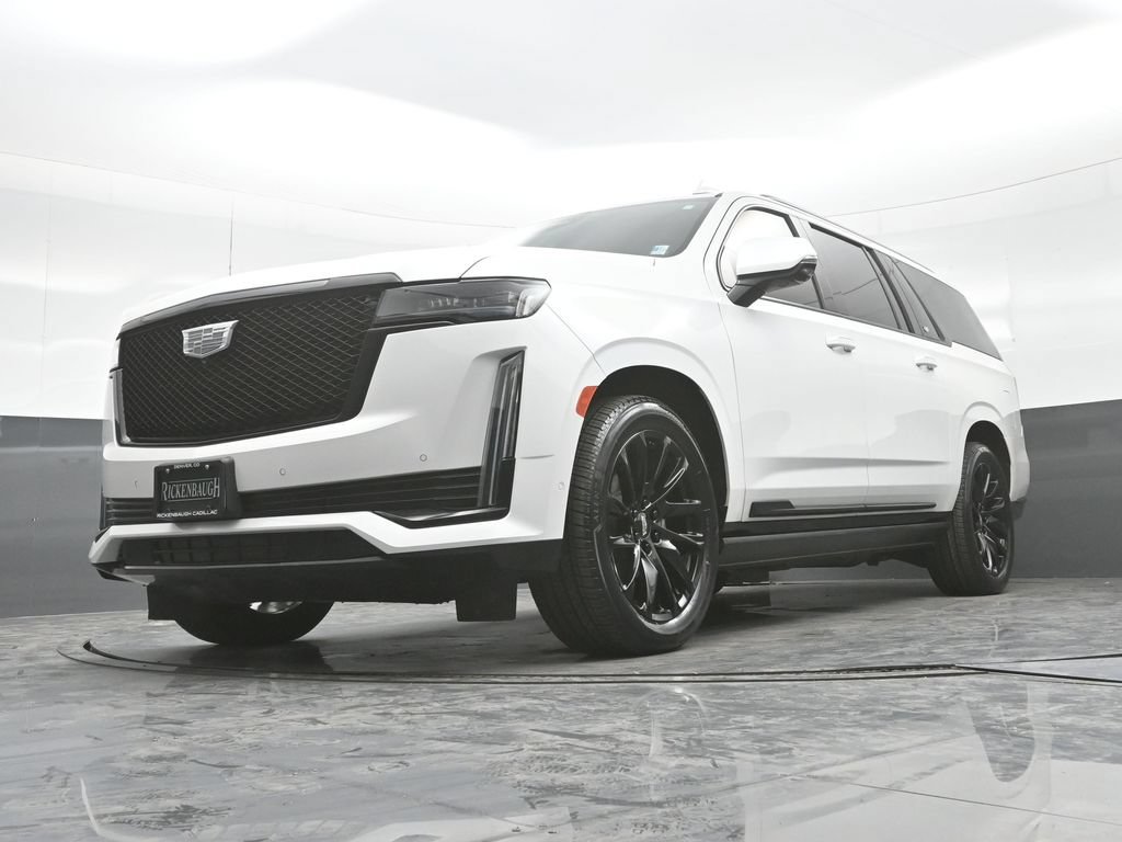 Certified 2024 Cadillac Escalade ESV Sport Platinum w/ LPO, ONYX Package AWD/4WD image 19