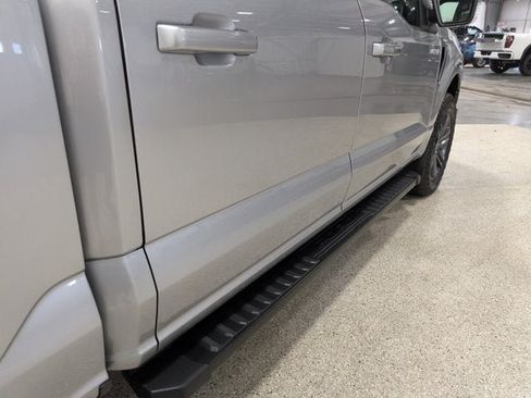 Used 2021 Ford F150 Lariat w/ Equipment Group 502A High AWD/4WD image 11