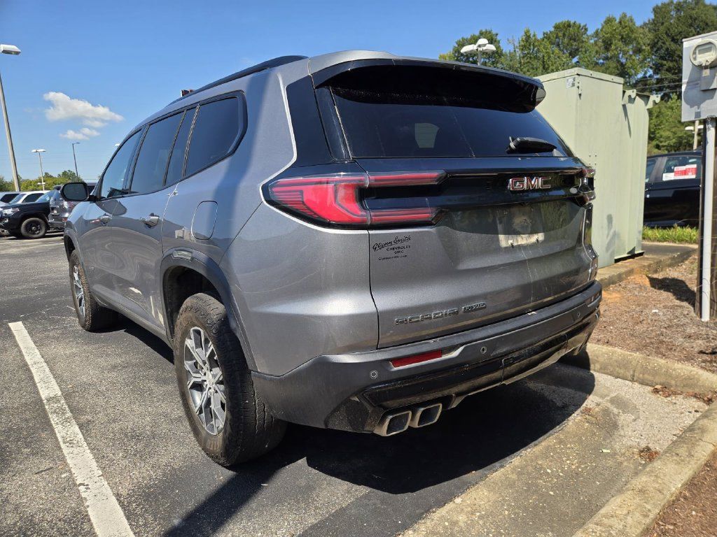 Used 2025 GMC Acadia AT4 w/ LPO, Floor Liner Package AWD/4WD image 5