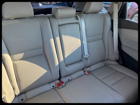 Used 2023 Nissan Rogue SV w/ SV Premium Package FWD image 11