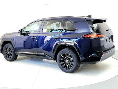 New 2026 Toyota RAV4 SE image 4