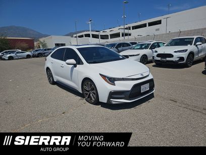 Used 2020 Toyota Corolla SE w/ SE Premium Package