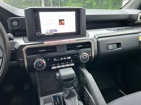 New 2026 Toyota Tacoma SR5 AWD/4WD image 17