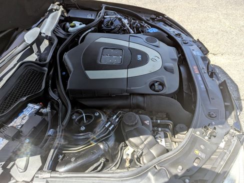 Used 2010 Mercedes-Benz S 550 4MATIC image 56