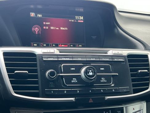 Used 2015 Honda Accord Sport image 17