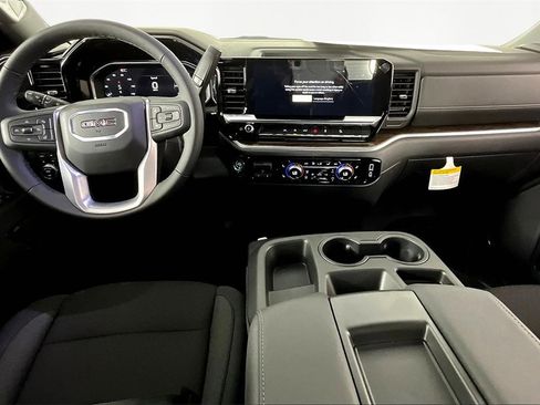 New 2026 GMC Sierra 1500 Elevation image 6