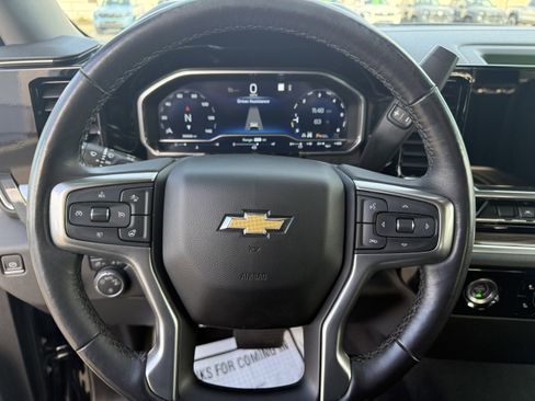 Used 2022 Chevrolet Silverado 1500 LT image 8