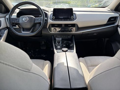 Used 2025 Nissan Rogue SV AWD/4WD image 43