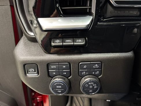 Used 2024 Chevrolet Silverado 3500 LTZ w/ LTZ Premium Package AWD/4WD image 28