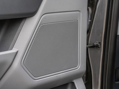 Used 2021 Ford F150 XLT image 36