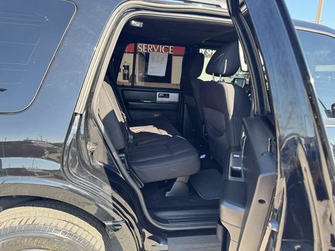 Used 2017 Ford Expedition XLT AWD/4WD image 10