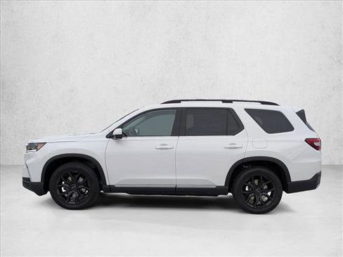 New 2025 Honda Pilot Touring image 5