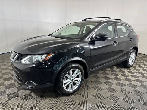 Used 2019 Nissan Rogue Sport SV w/ All-Weather Package FWD image 6
