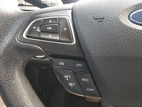 Used 2017 Ford Escape SE AWD/4WD image 27