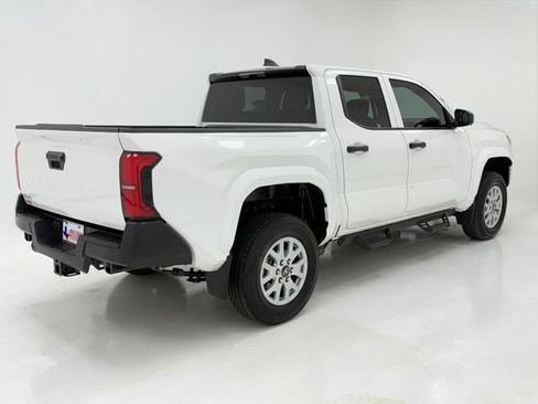 Used 2024 Toyota Tacoma SR image 41