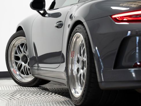 Used 2018 Porsche 911 GT3 image 36