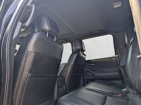 Used 2022 Nissan Frontier Pro-X w/ Pro-X Premium Package RWD image 12