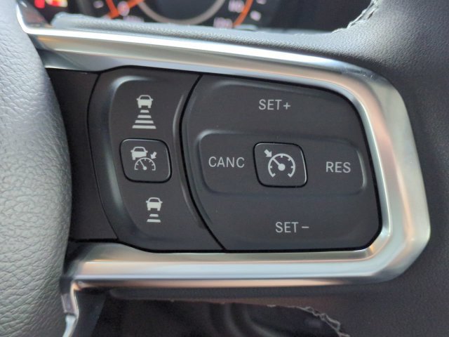New 2026 Jeep Wrangler Unlimited Sahara w/ Technology Group AWD/4WD image 26