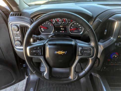 Used 2021 Chevrolet Silverado 1500 LTZ w/ Z71 Off-Road Package AWD/4WD image 15